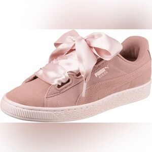 Puma heart pink suede shoes size 9
